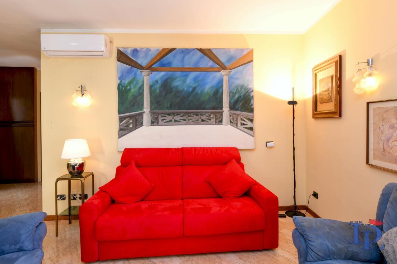 Desenzanoloft Official Partner Marriott Homes & Villas - Queen Of Sirmione Castle View Экстерьер фото